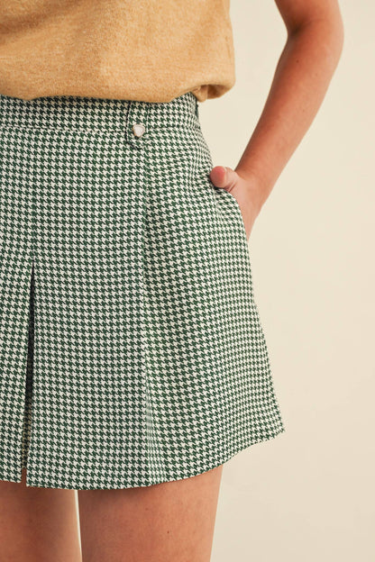&MERCI - HOUNDSTOOTH PLEATED SHORTS MP4333: Hunter Green Houndst / M