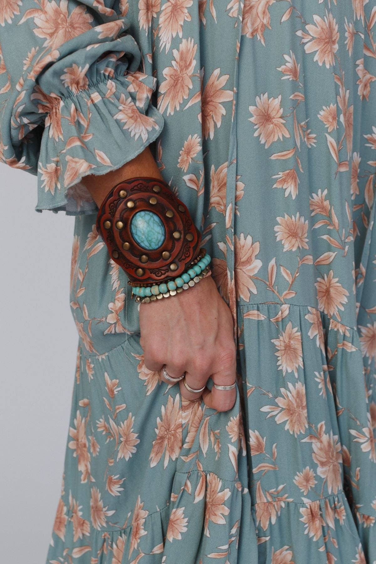 Three Bird Nest - Aegean Boho Leather Cuff Bracelet - Brown: Brown