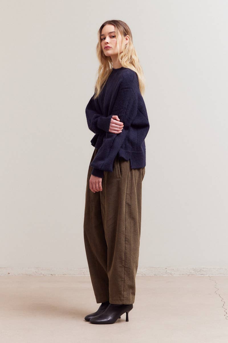 Grade & Gather - 41984 - TEXTURE GRID KNIT: MIDNIGHT / Contemporary / SMALL