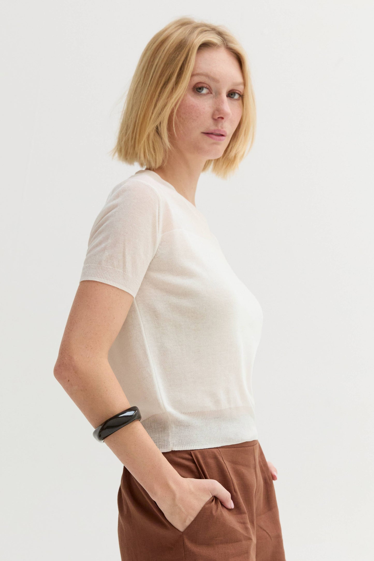 Crescent - CT9676 - Uri Short Sleeve Sheer Knit Top: IVORY / S