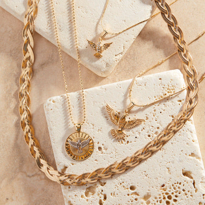 Glamrocks Jewelry - Golden Hawk Necklace: 18"