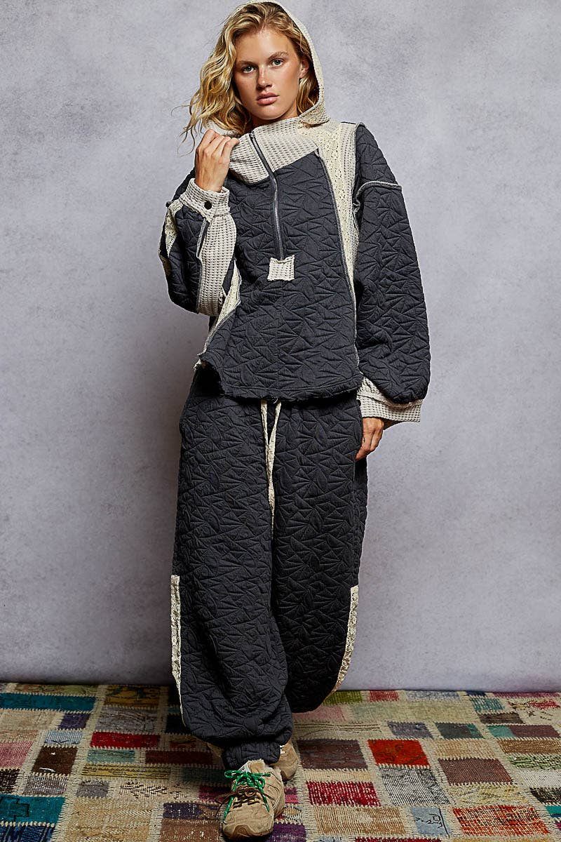 Pol Clothing - Long sleeve solid stitch edge quilted woven hoodie top: CHARCOAL / S