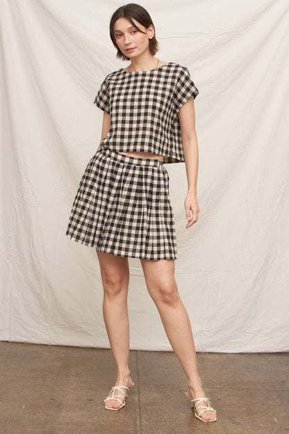 En Crème - Short Sleeve Gingham Boxy Top: Black Ivory / S