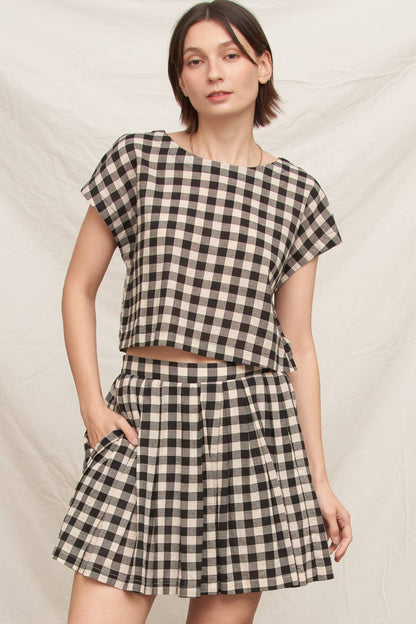 En Crème - Short Sleeve Gingham Boxy Top: Black Ivory / S