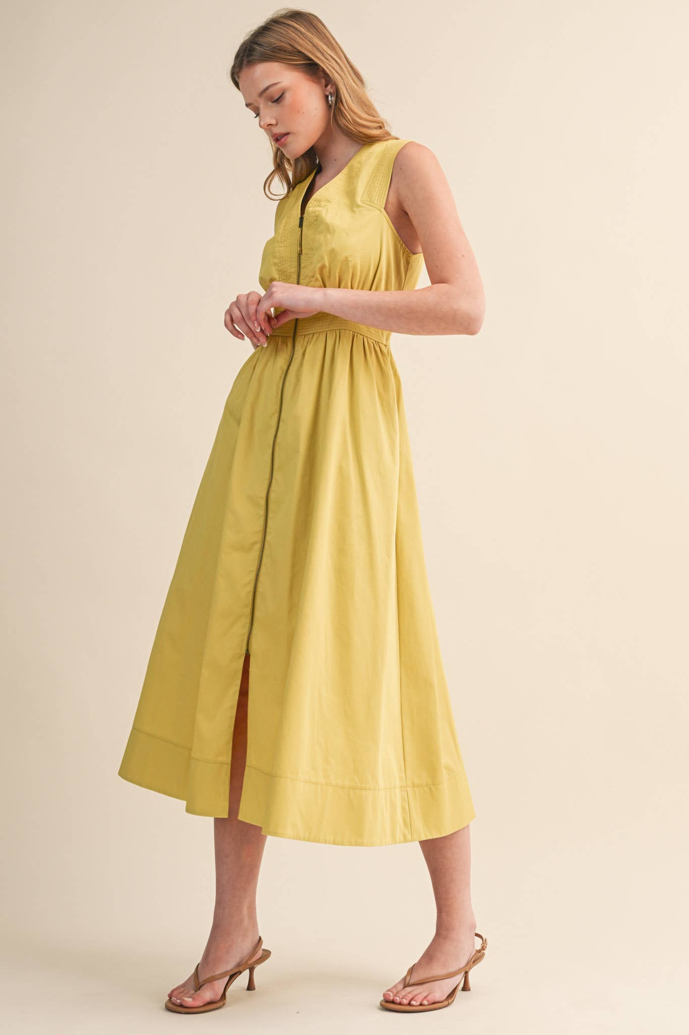 &MERCI - ZIPPER FRONT SLEEVELESS MIDI DRESS MDR4848: CITRON / S