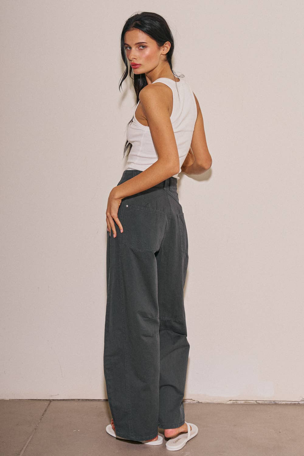 BEIGE BOTANY - A4108P-1 LADIES WOVEN COTTON WIDE LEG BARREL PANTS: Vintage Navy / M