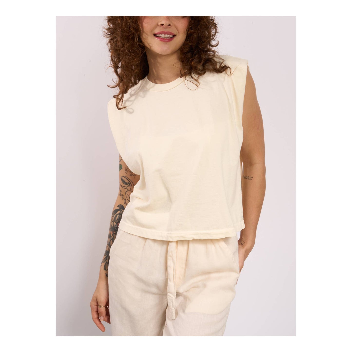 Supermaggie @ Faire - Thistles Maisie Heavyweight Muscle Tee: Off Black / Lg