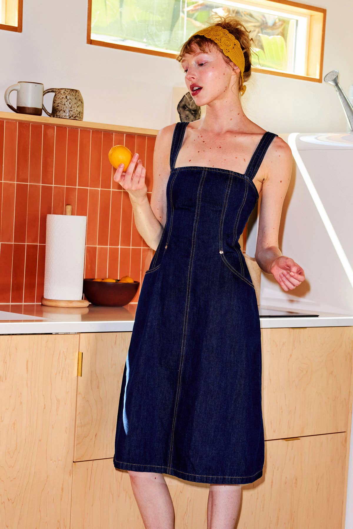 Lara Daisy - Smocking Back Denim Overall Midi Dress: Dark Wash / S
