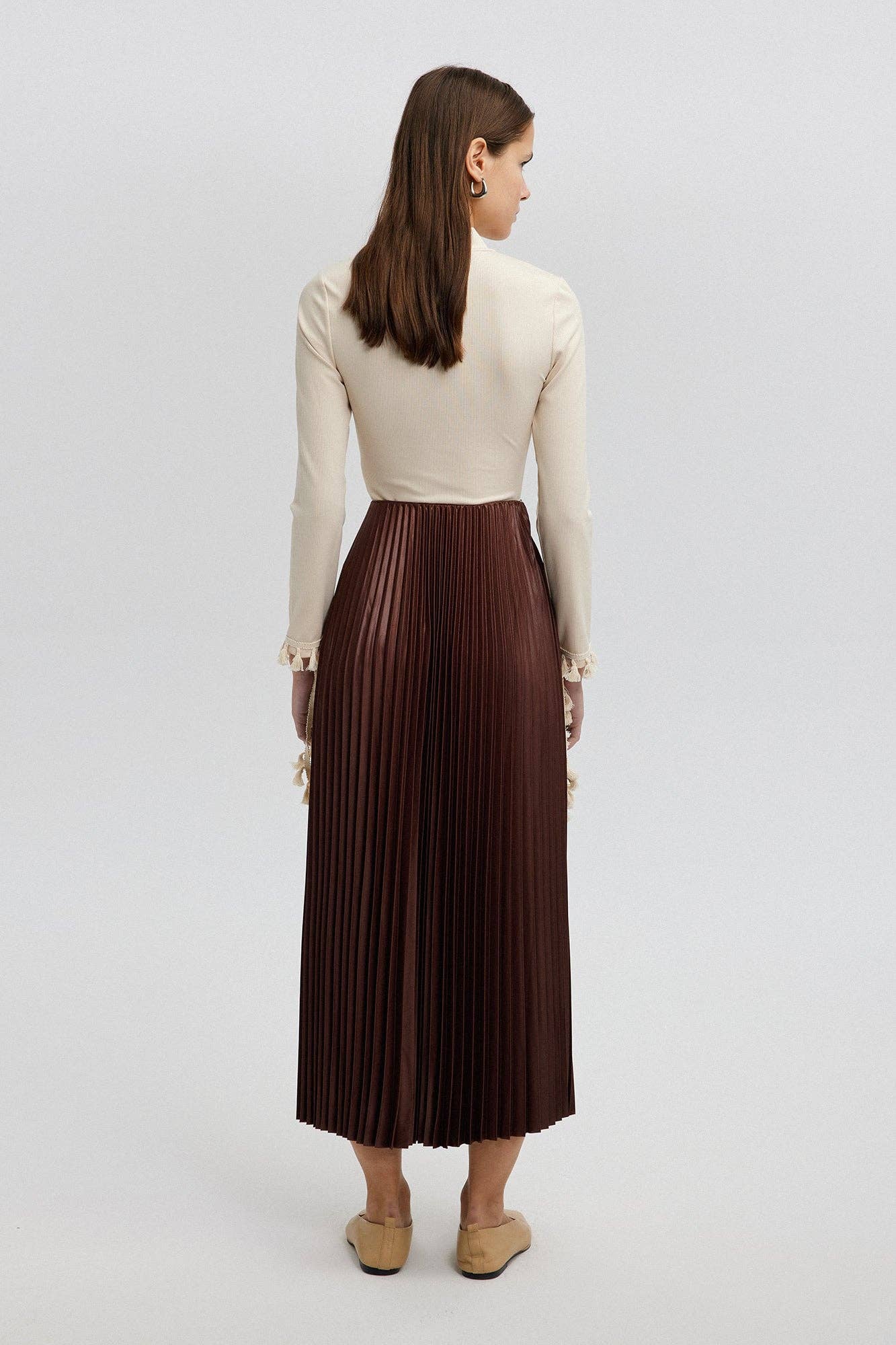 Touché Privé - PLEATED SKIRT - MAXI LENGTH, HIGH WAIST: Brown / Standart