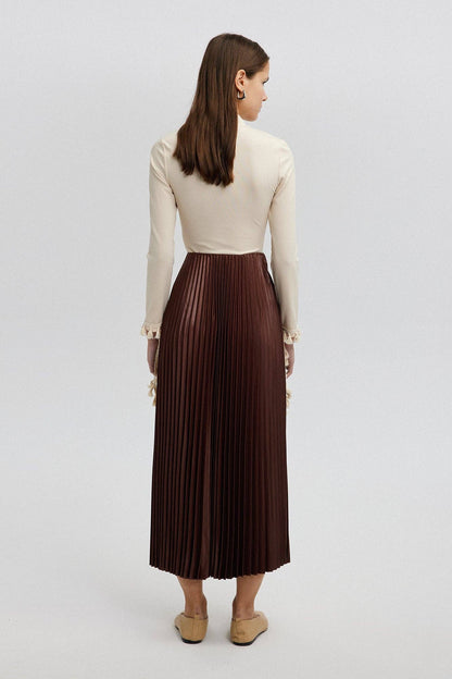 Touché Privé - PLEATED SKIRT - MAXI LENGTH, HIGH WAIST: Brown / Standart