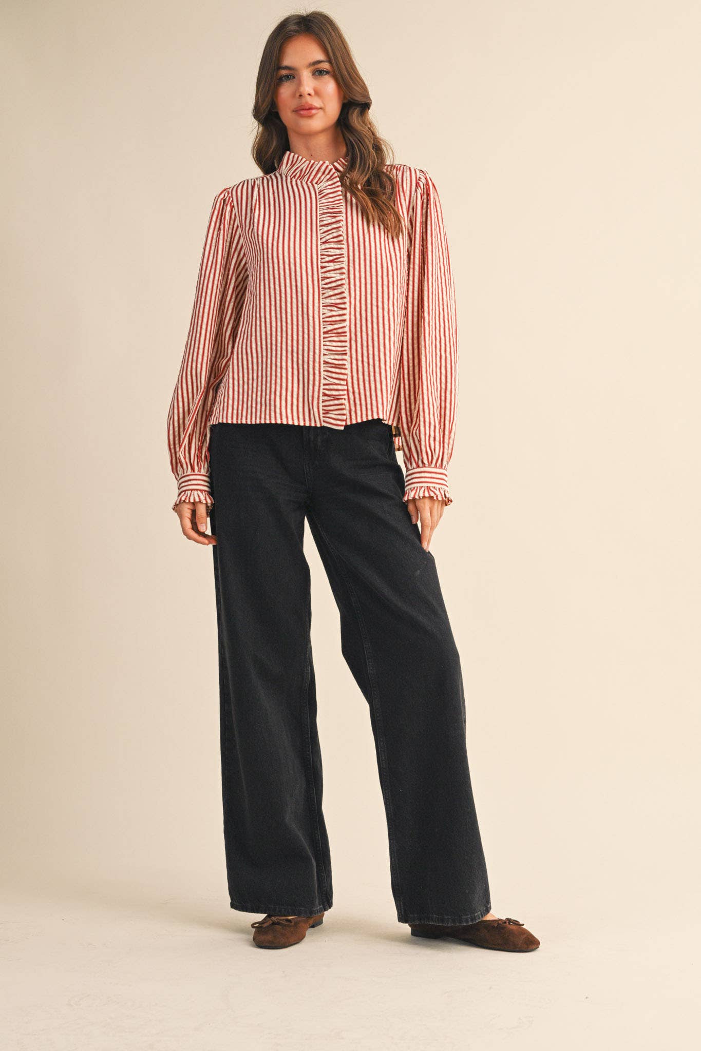 &MERCI - STRIPED RUFFLED BUTTON DOWN LONG SLEEVE TOP MTP4319: Denim Blue Stripe / S