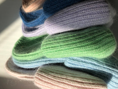 Billy Bamboo - ROYAL ANGORA WOOL BEANIE - snow pastel: Mocha green