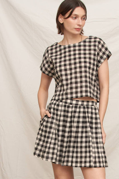 En Crème - Short Sleeve Gingham Boxy Top: Black Ivory / S