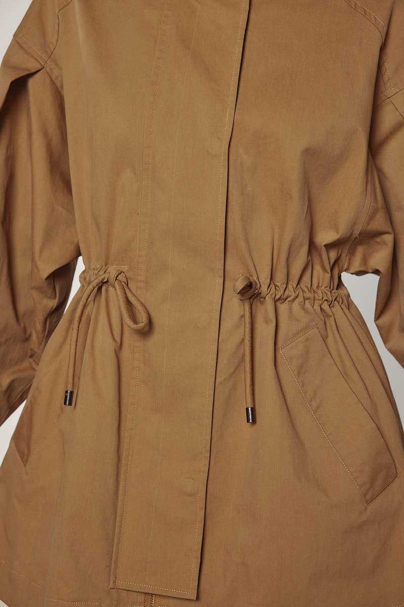 amente - Tie waist utility jacket: Khaki / Solid / XS/S