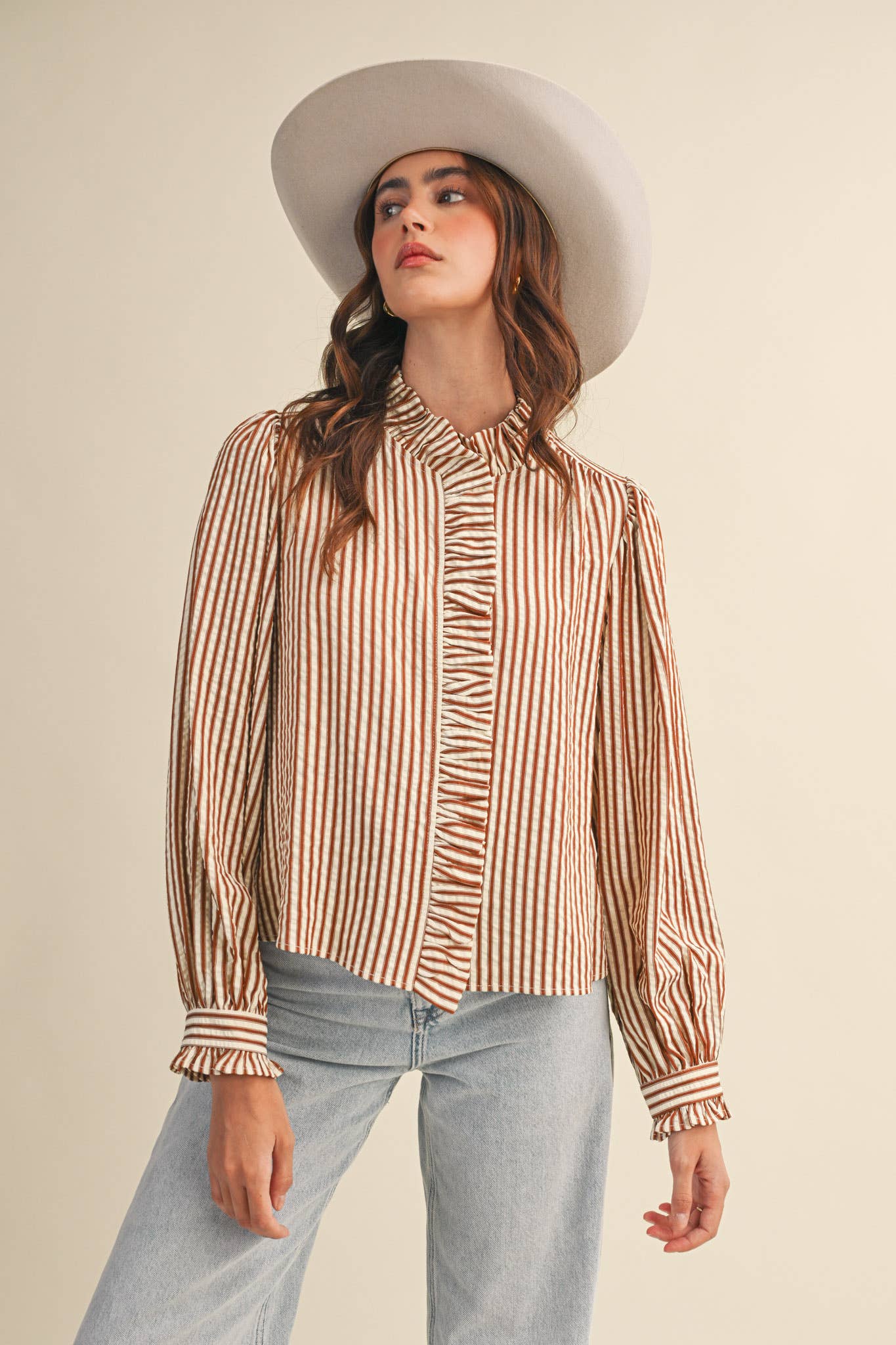 &MERCI - STRIPED RUFFLED BUTTON DOWN LONG SLEEVE TOP MTP4319: Denim Blue Stripe / L