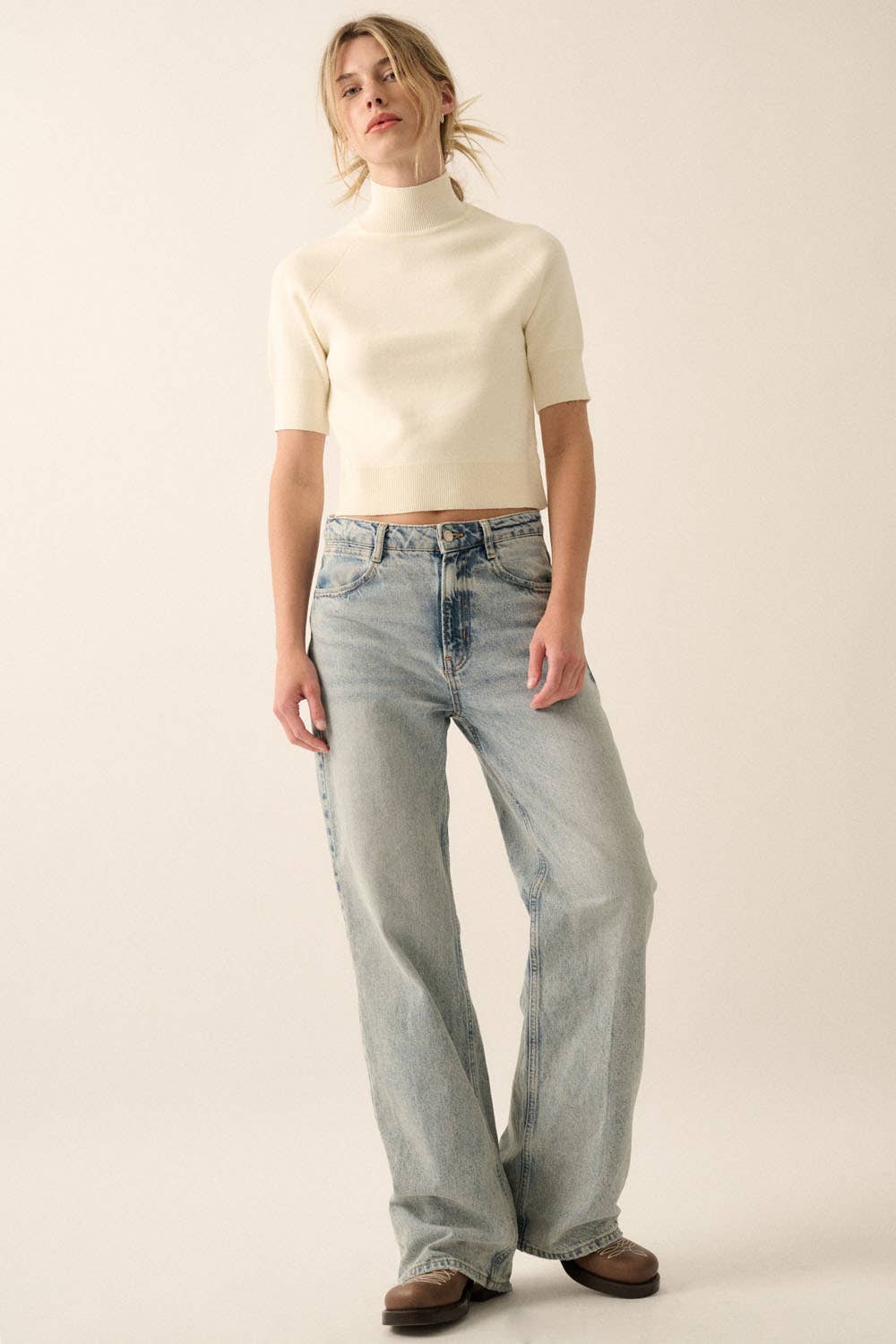 Promesa USA - Solid Knit Cropped Mock-Neck Short-Sleeve Sweater: Oatmeal / S