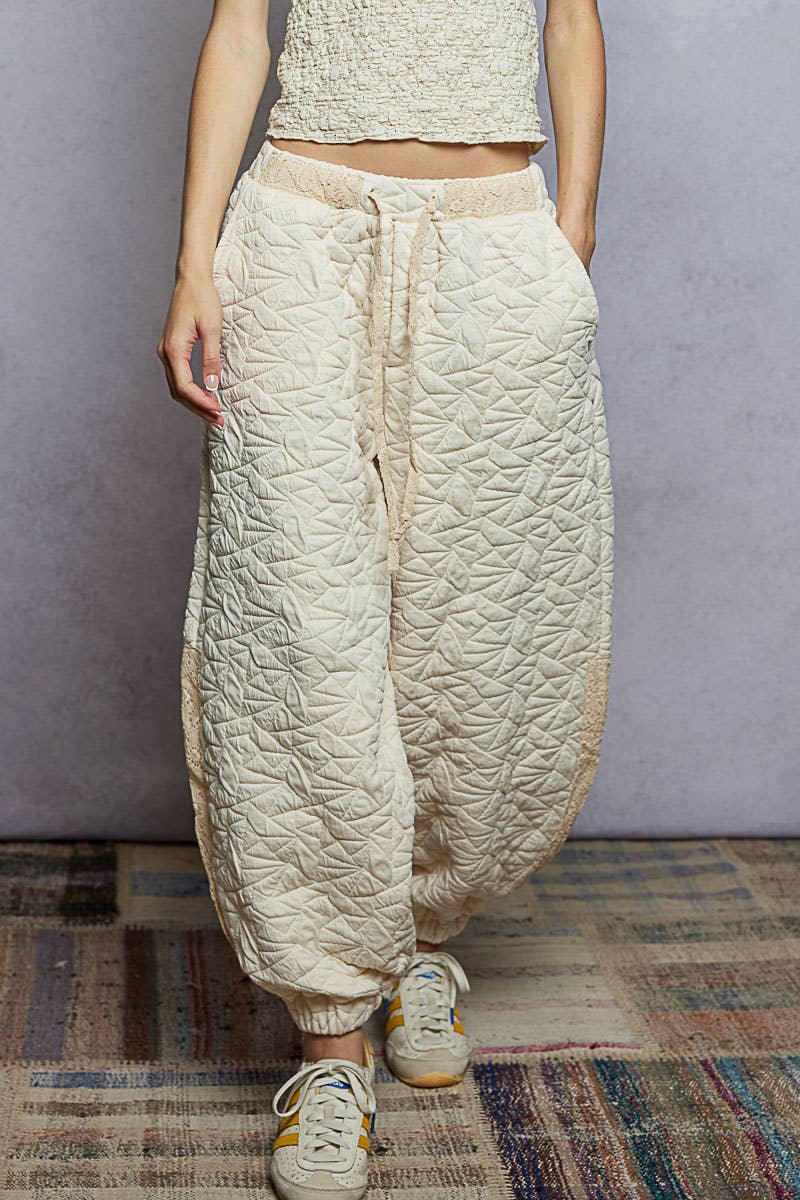 Pol Clothing - Vintage washing solid trim quilted knit jogger pants: CHARCOAL / S