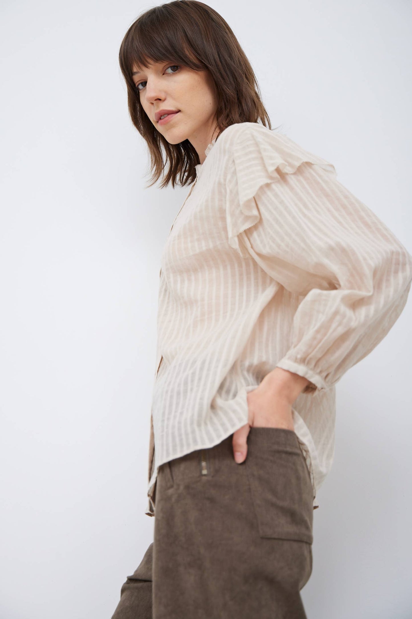 Grade & Gather - 41159 - COTTON TEXTURE RUFFLED BLOUSE: SPRUCE / SMALL