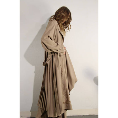 Mulla - BACK PLEATED TRENCH COAT: ASH TAUPE / M