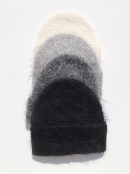 Billy Bamboo - ALPACA FLUFFY BEANIE: White
