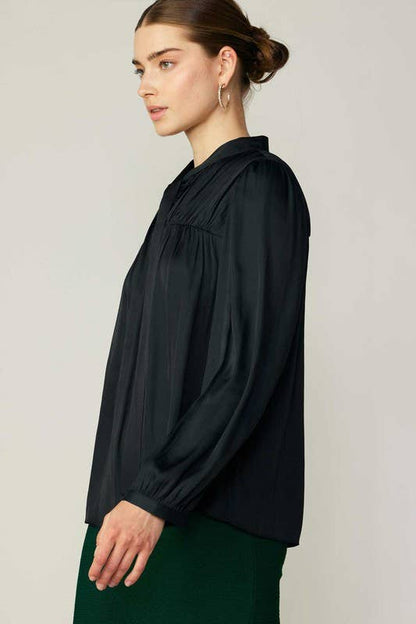 Current Air - V-neck Pleated Blouse W/Self Tie: Ecru / L
