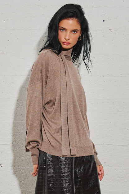 BEIGE BOTANY - M0009T LADIES KNIT PULLOVER SWEATER W/ SCARF: Oat / SM