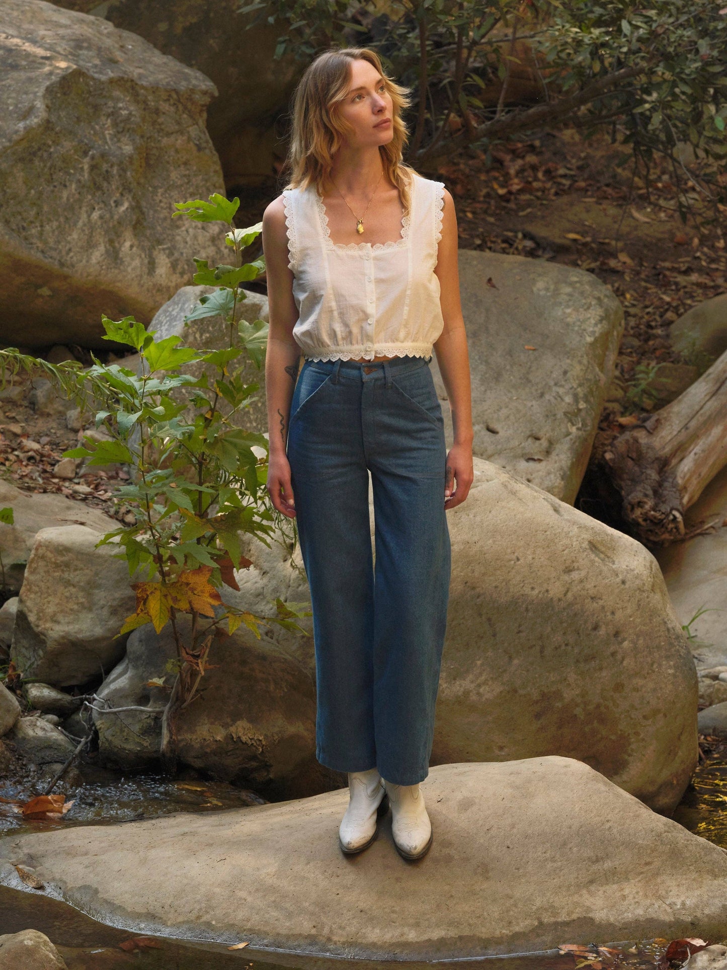 Mollusk - Helena Top: White / M