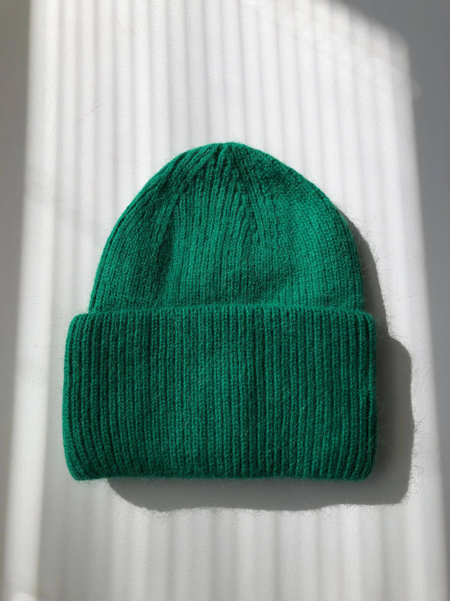 Billy Bamboo - ROYAL ANGORA WOOL BEANIE - crystal brights: Yellow diamond