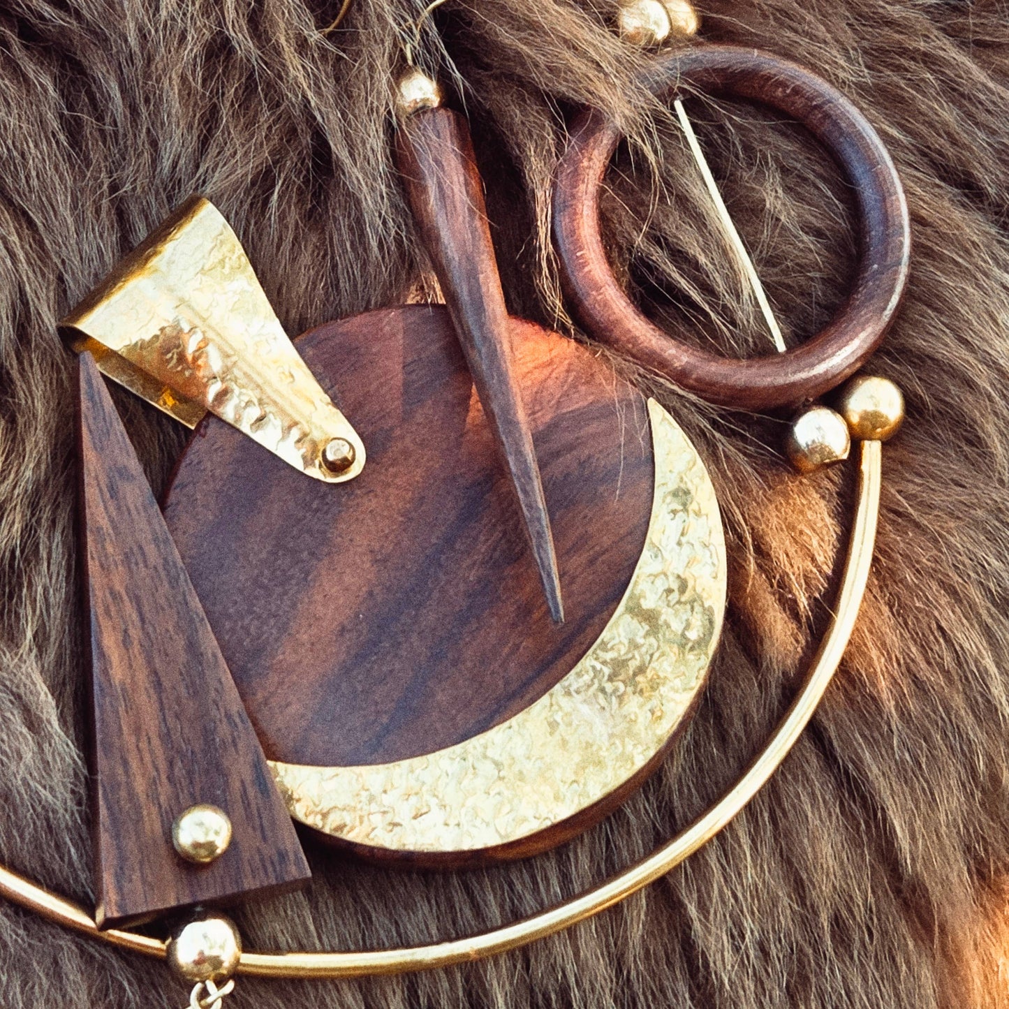 Bisjoux - Brass wood hoop sphere earrings handmade Bisjoux exclusive