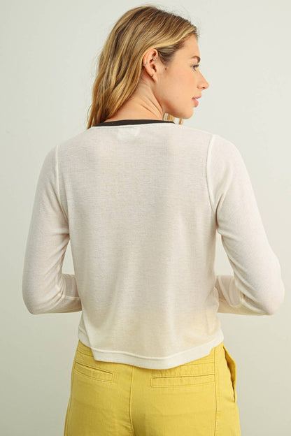 MIOU MUSE - ET7016   ESSENTIAL RINGER LONG SLEEVE TOP: CREAM/NAVY / M