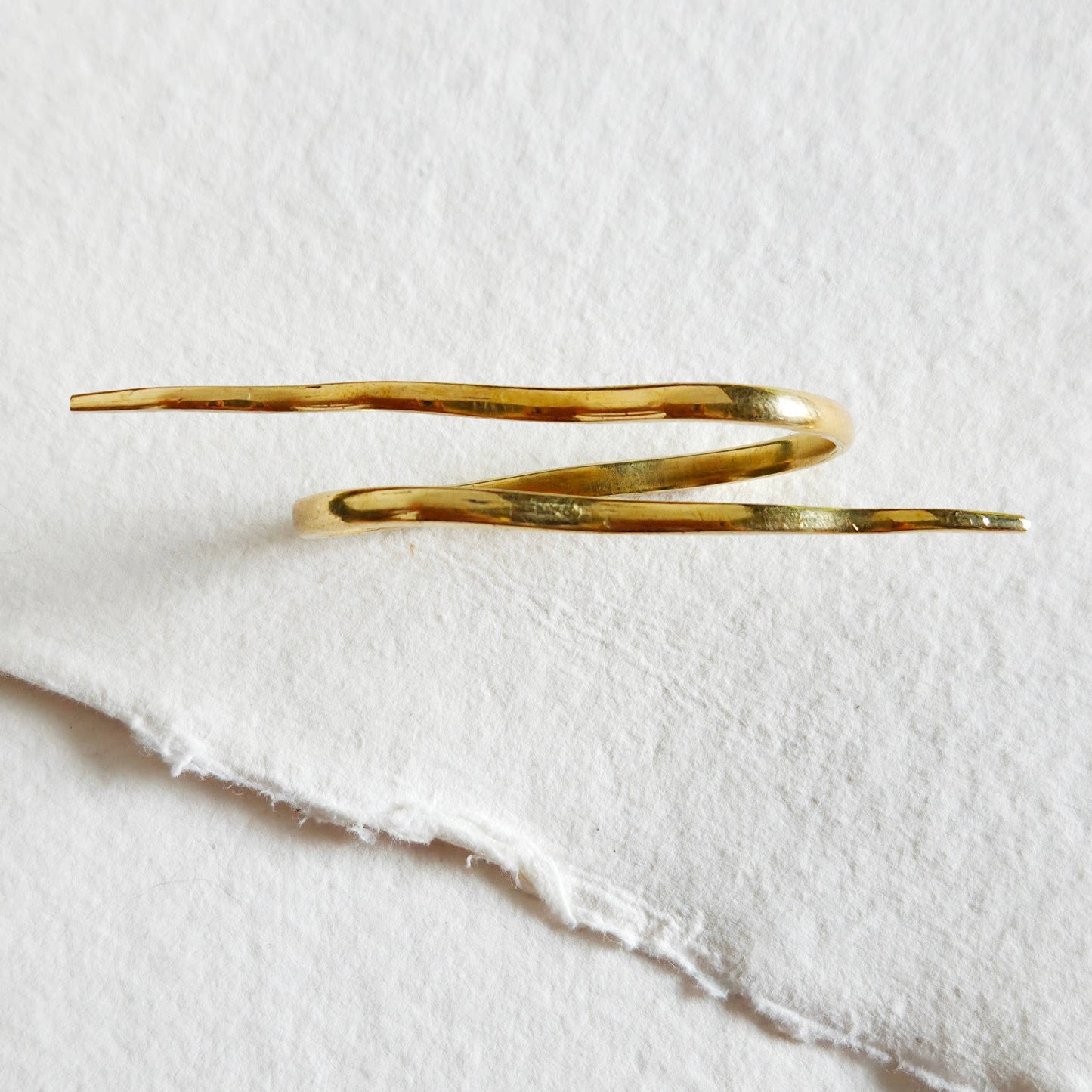 Bisjoux - Brass double finger Barbed Wire handmade Ring