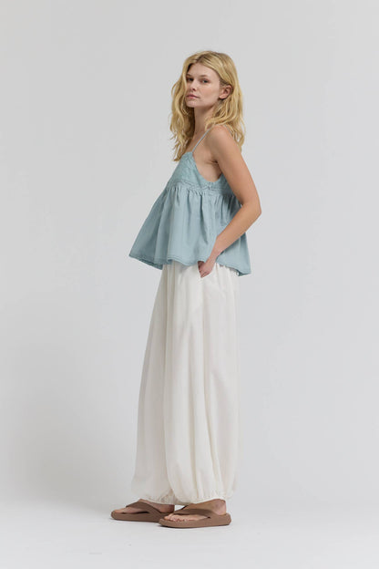 Grade & Gather - 42226 - EMBROIDERED SLEEVELESS TOP: SOY / Contemporary / LARGE