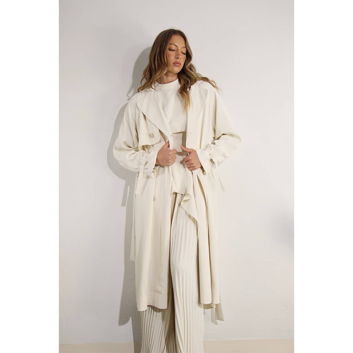 Mulla - BACK PLEATED TRENCH COAT: ASH TAUPE / M