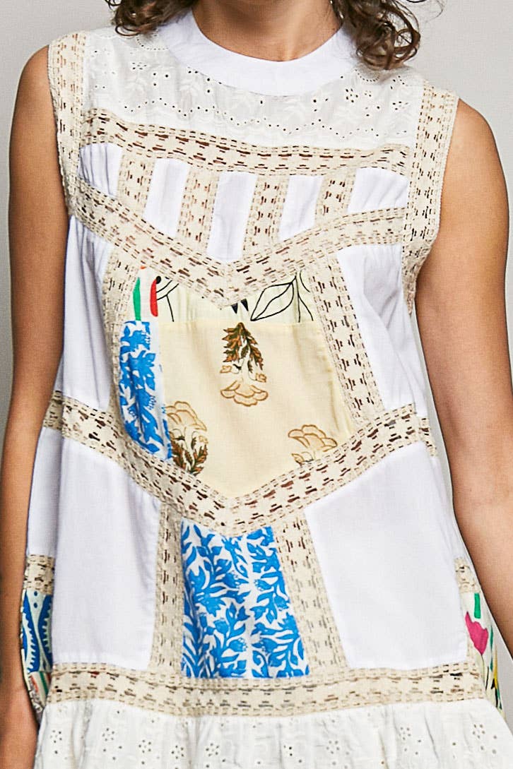 Pol Clothing - Boho Printed Scalloped Edge Eyelet Lace Mini Dress: NATURAL MULTI / L