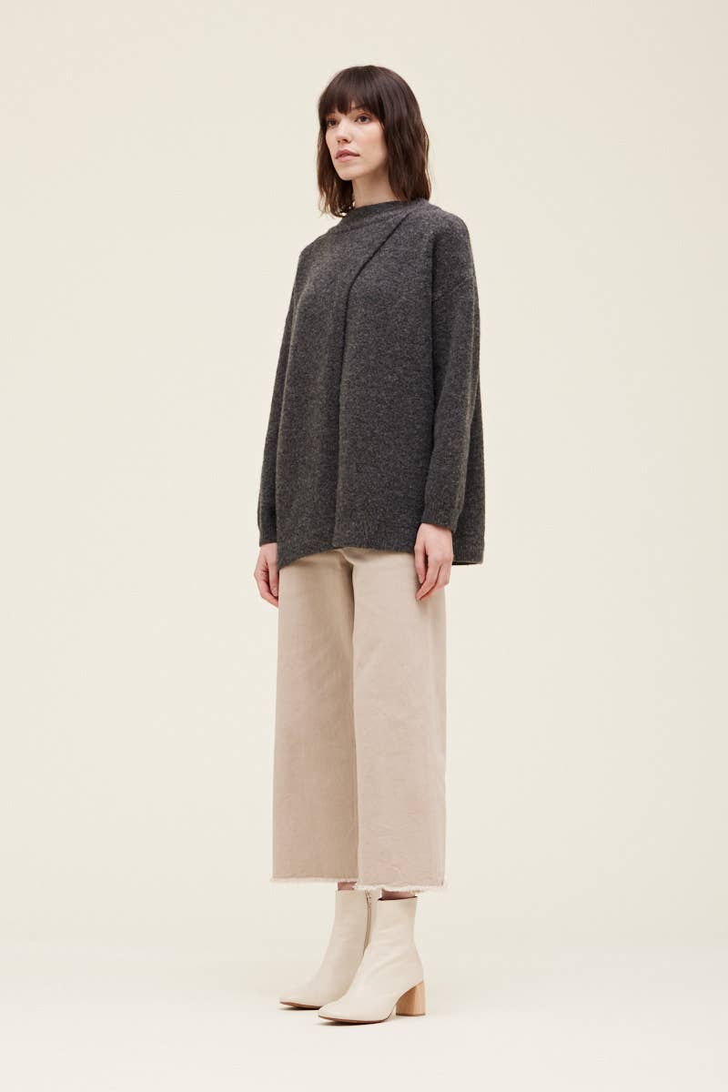 Grade & Gather - 41484 - FRONT TO BACK OVERLAP SWEATER: NATURAL / MEDIUM