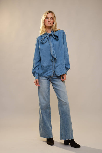 Blue B - 23612T - Tie Neck Hidden Button Chambray Blouse: MEDIUM WASH / M