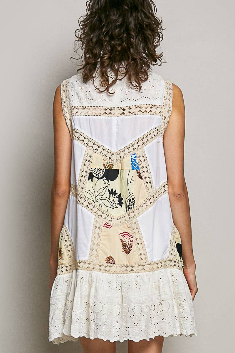 Pol Clothing - Boho Printed Scalloped Edge Eyelet Lace Mini Dress: NATURAL MULTI / M