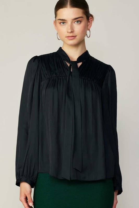Current Air - V-neck Pleated Blouse W/Self Tie: Ecru / M