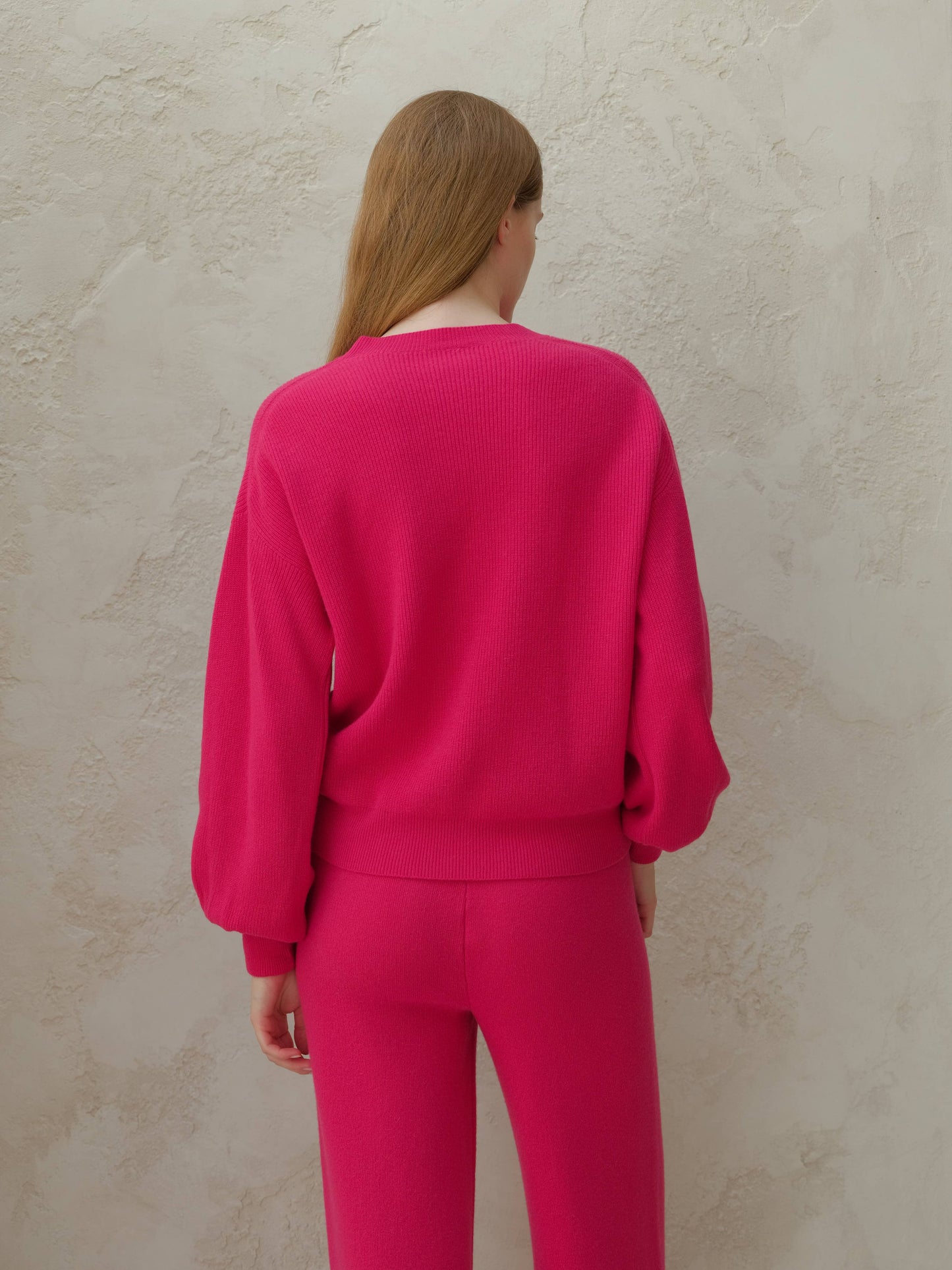 Lèmme - Ribbed crewneck sweater in cashmere blend with balloon sleeves: Ceruleo / M