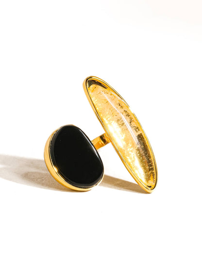 Flânerie by MAIQ - Christophe 18K Gold Vintage Black Agate Stone Ring: Black