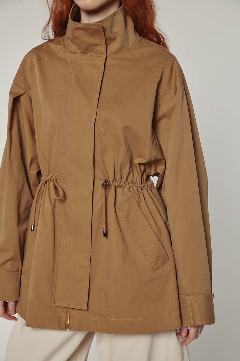 amente - Tie waist utility jacket: Khaki / Solid / XS/S