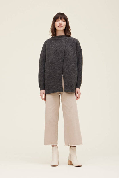 Grade & Gather - 41484 - FRONT TO BACK OVERLAP SWEATER: NATURAL / MEDIUM