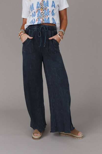 Three Bird Nest - Fall Favorite: Relaxing Robin Wide Leg Pant - New Navy: L