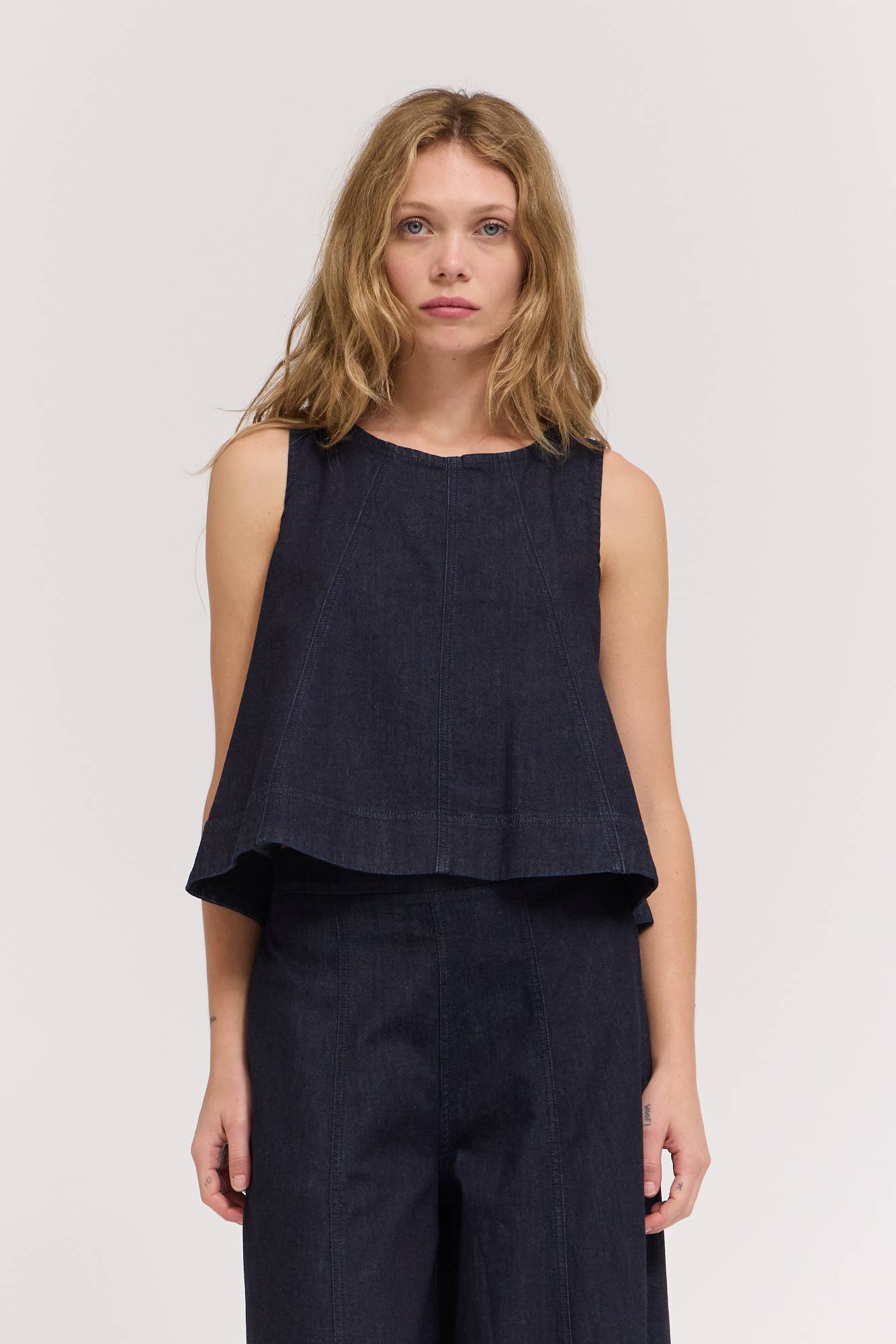 Grade & Gather - 42175BD - DENIM FLARE TANK: DEEP INDIGO / Contemporary / LARGE