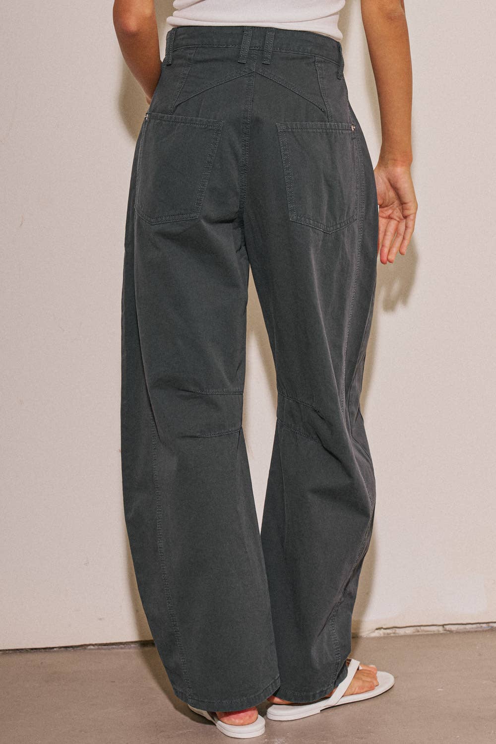 BEIGE BOTANY - A4108P-1 LADIES WOVEN COTTON WIDE LEG BARREL PANTS: Vintage Navy / S