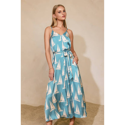Dress Forum - Coastal Reverie Extra Flared Maxi Dress: BLUE WAVES / S-M-L(2-2-2)