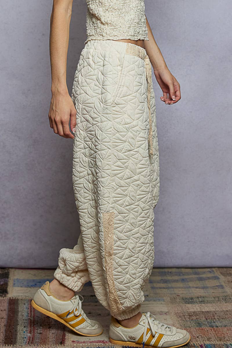 Pol Clothing - Vintage washing solid trim quilted knit jogger pants: CHARCOAL / M